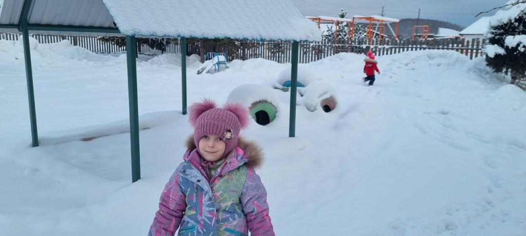 Консультация для родителей: "Польза прогулок в зимнее время года" 2