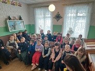 Кукольный спектакль "Как колобок за елкой ходил" 1