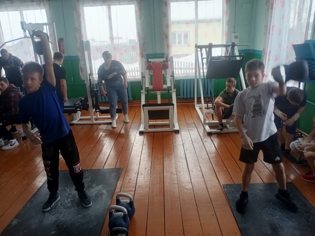 Районные соревнования по Гиревому спорту. 6