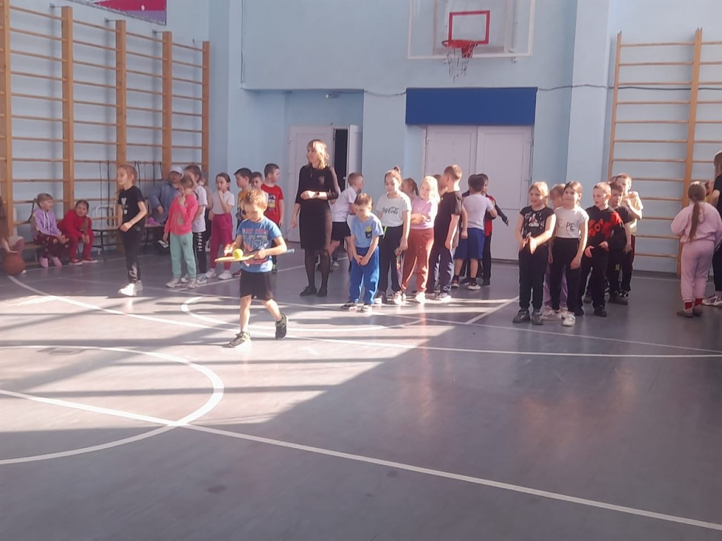 Школьные Спортивно-массовые соревнования по подвижной игре &laquo;Перестрелка&raquo; и &laquo;Веселые старты&raquo; 28