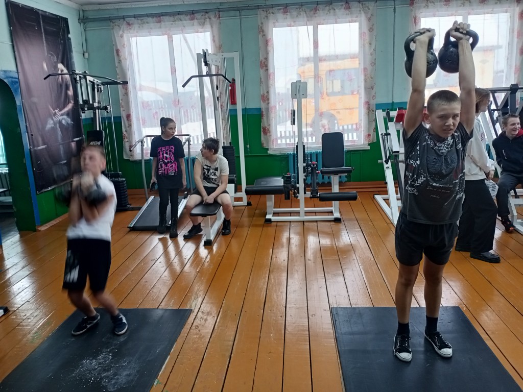 Районные соревнование по "Гиревому спорту" и "Русским шашкам" 9