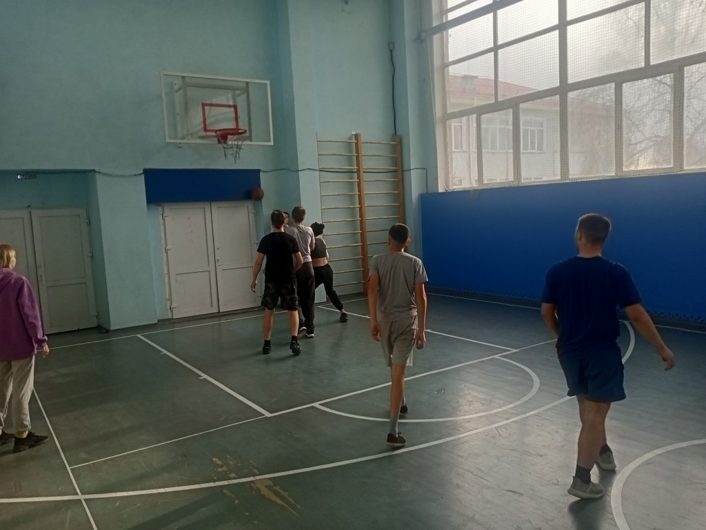 Школьные Спортивно-массовые соревнования по стритболу. 38